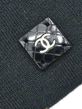 Chanel Vintage 2002 Short Sleeve Knit T-Shirt Top Black Logo Size 40